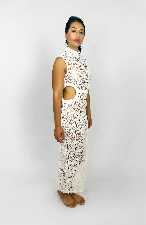 VERONICA LACE MAXI DRESS